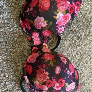 Victoria secreta bra